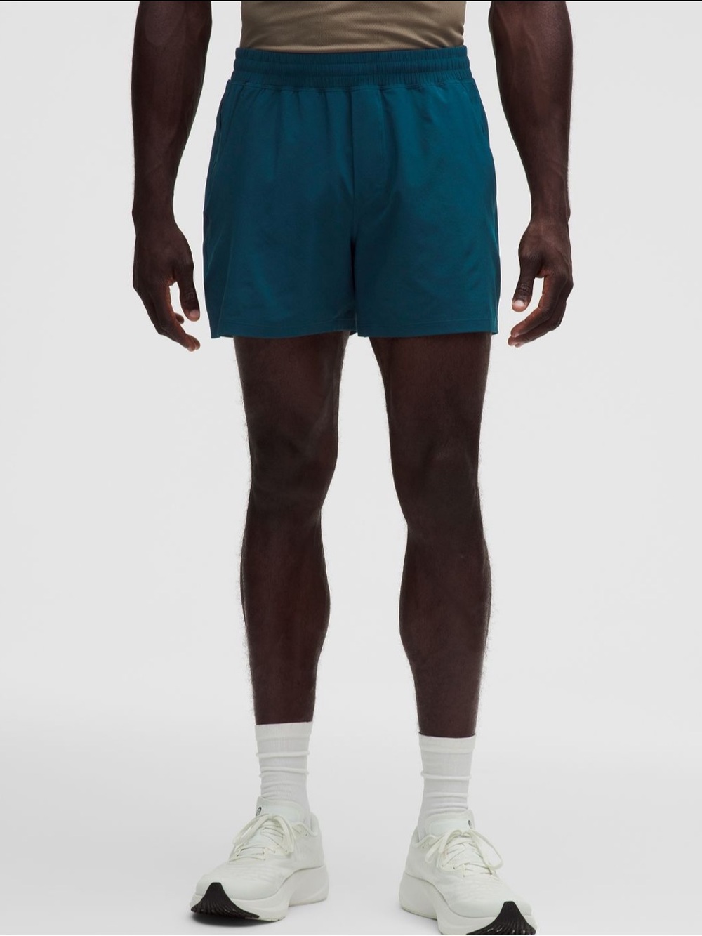 Lululemon Pace Breaker Linerless Short 5”